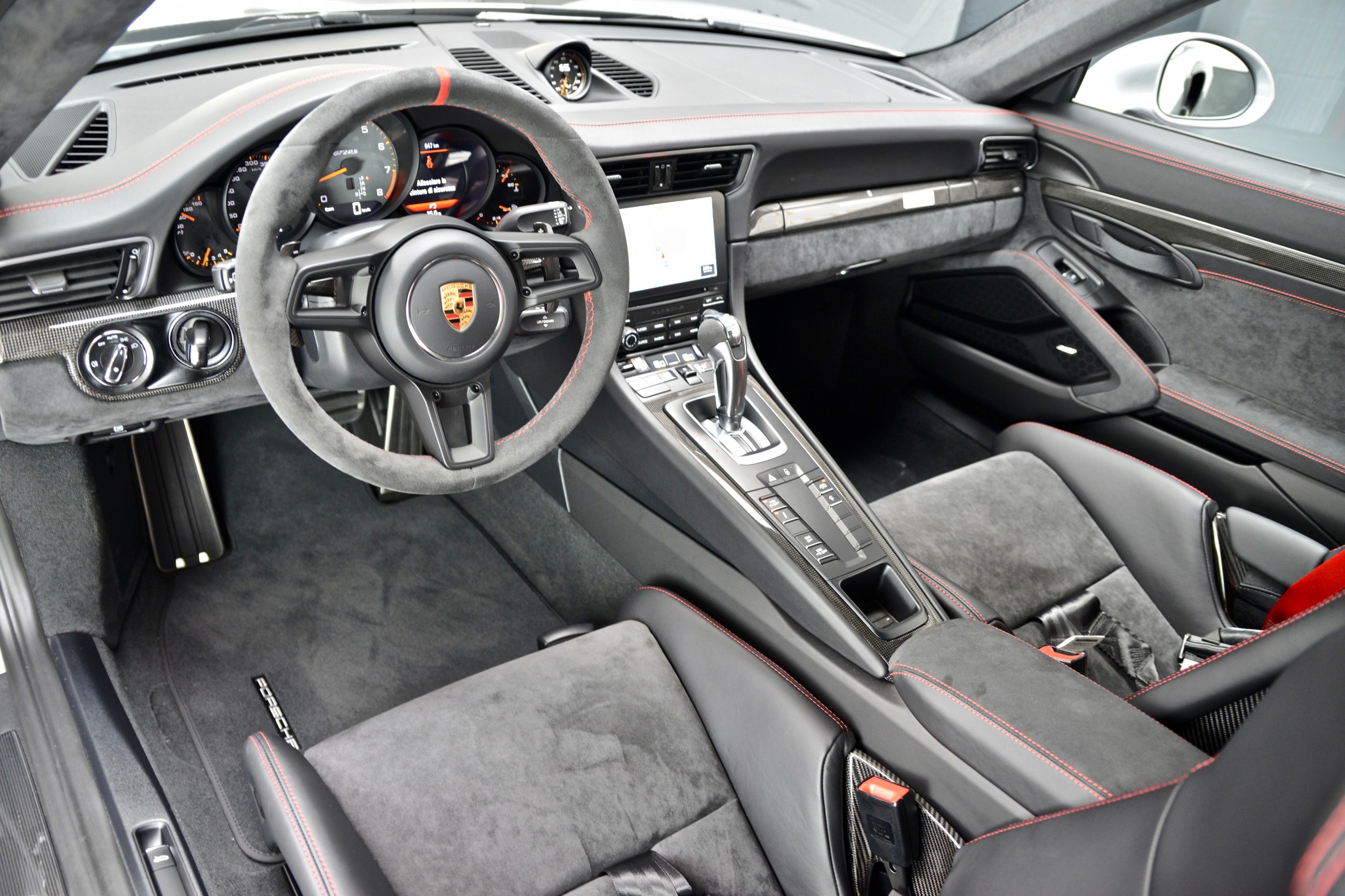 2020 Porsche 911GT2 RS WEISSACH PACKAGE, 3/20