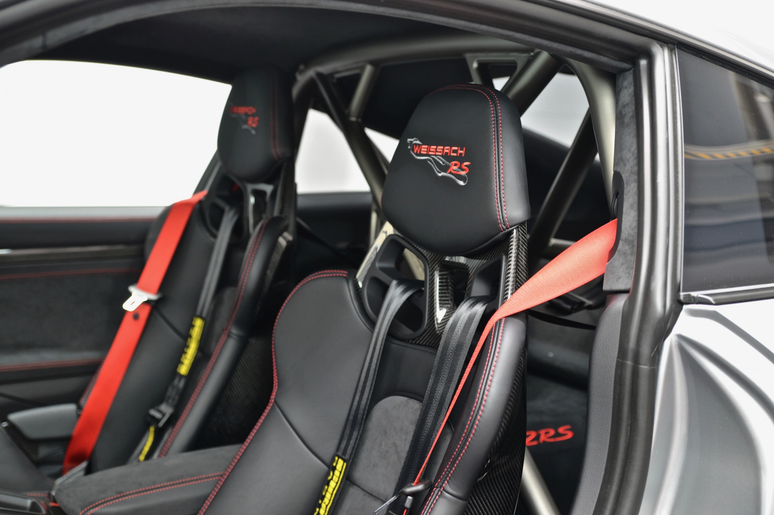 2020 Porsche 911GT2 RS WEISSACH PACKAGE, 15/20