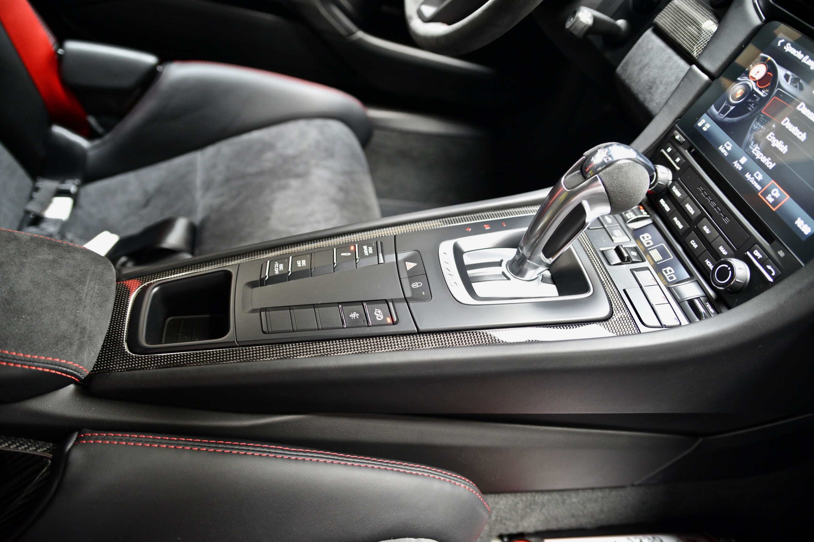 2020 Porsche 911GT2 RS WEISSACH PACKAGE, 18/20