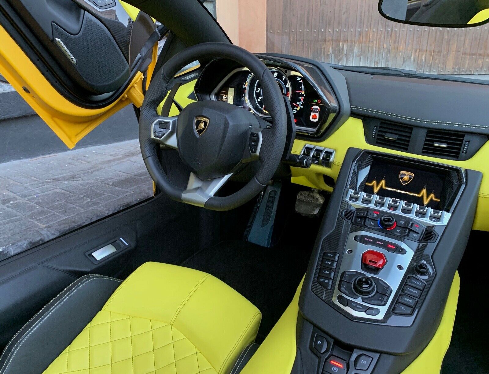 2014 Lamborghini LP700 50th Anniversary, 2/10