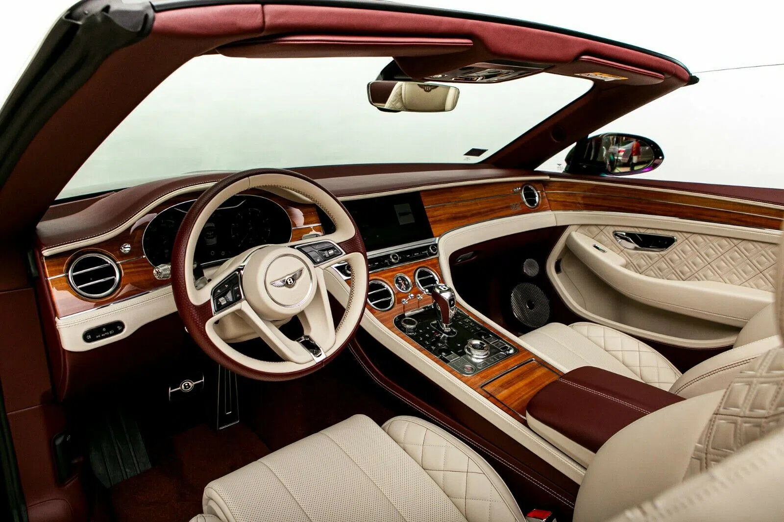 2019 Bentley Continental GTC 6.0 W12 1st Edition interior, dashboard, Linen