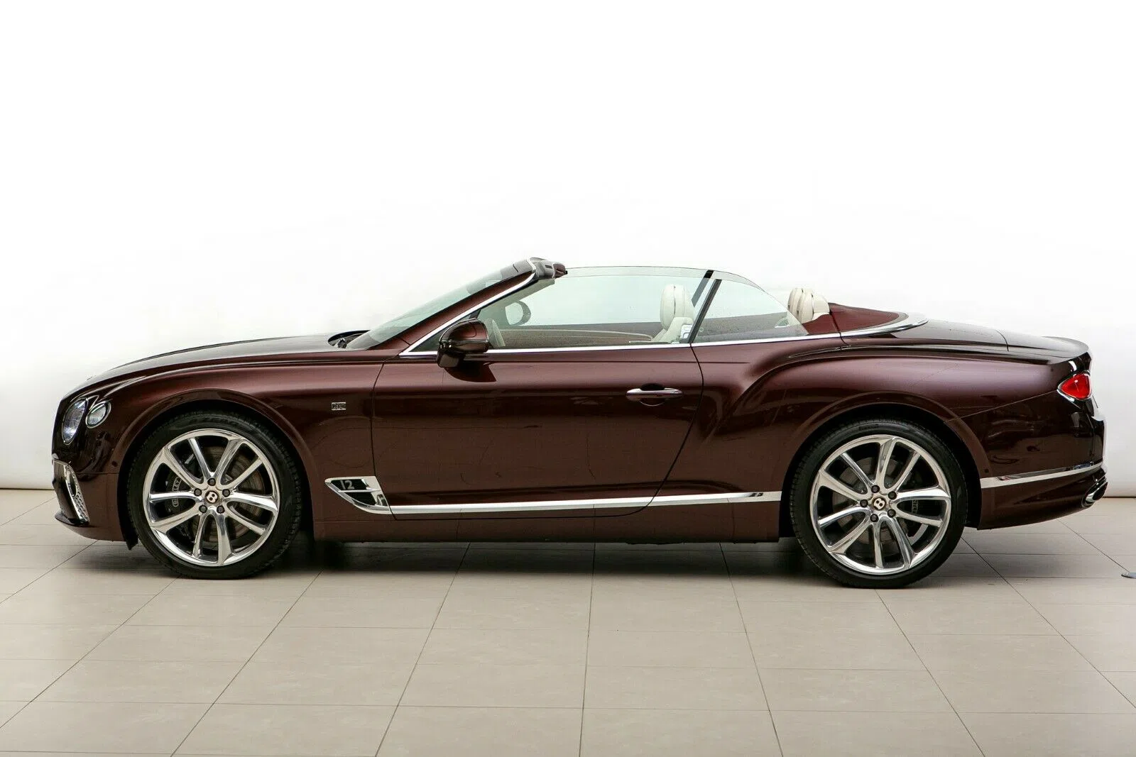 2019 Bentley Continental GTC 6.0 W12 1st Edition, exterior, Cricket Ball