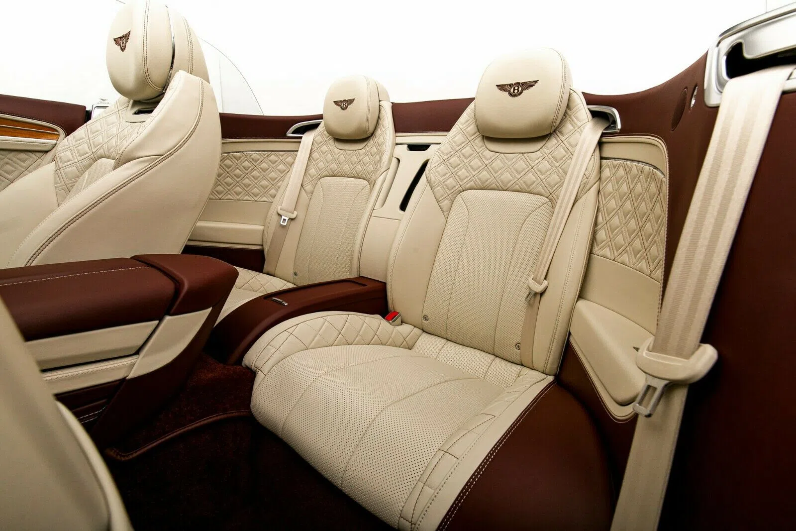 2019 Bentley Continental GTC 6.0 W12 1st Edition interior, seats, Linen