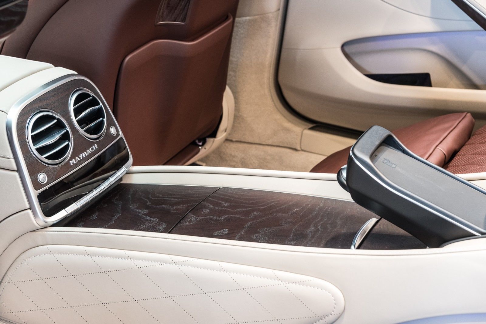 2018 Mercedes-Maybach S560 4Matic, 13/20