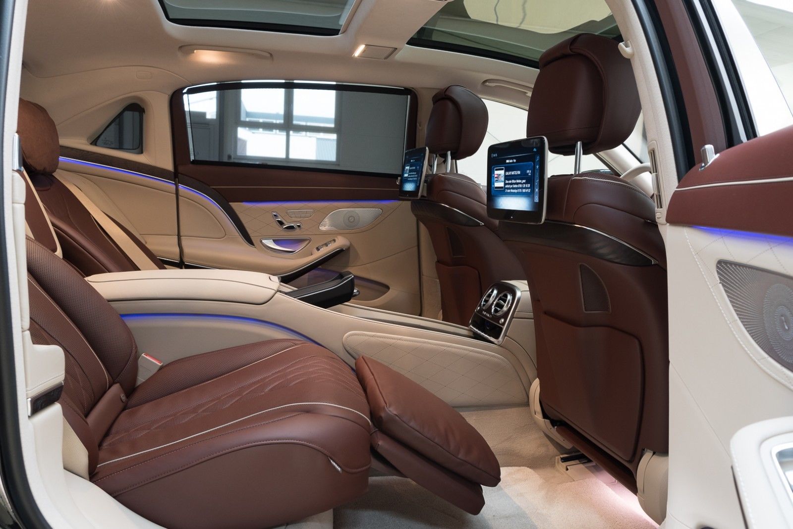 2018 Mercedes-Maybach S560 4Matic, 16/20