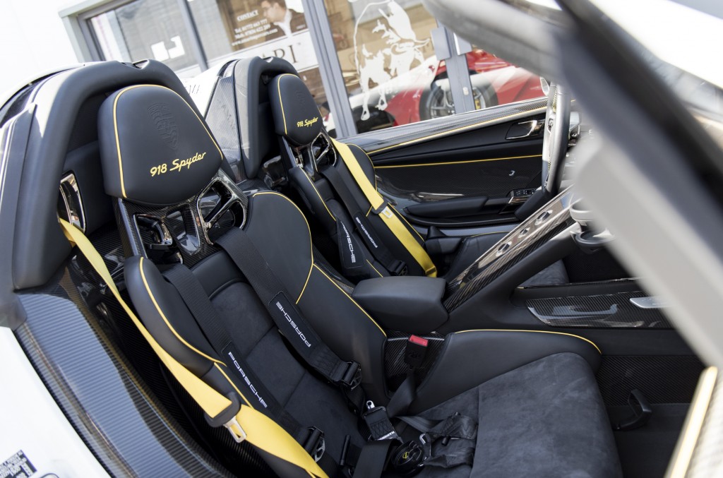 2015 Porsche 918 Spyder, 7/20