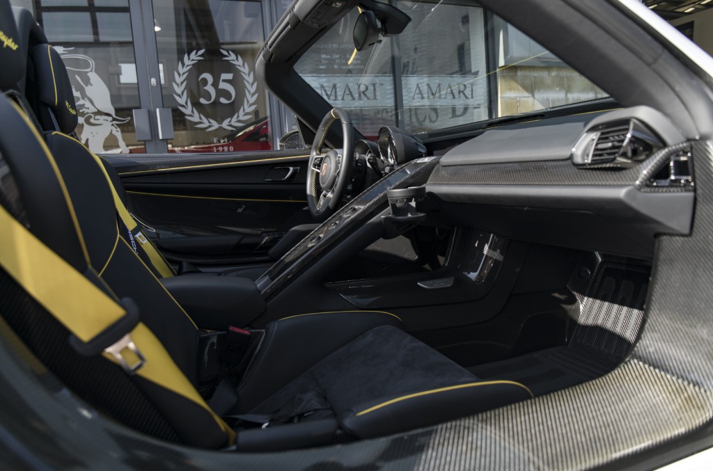 2015 Porsche 918 Spyder, 12/20