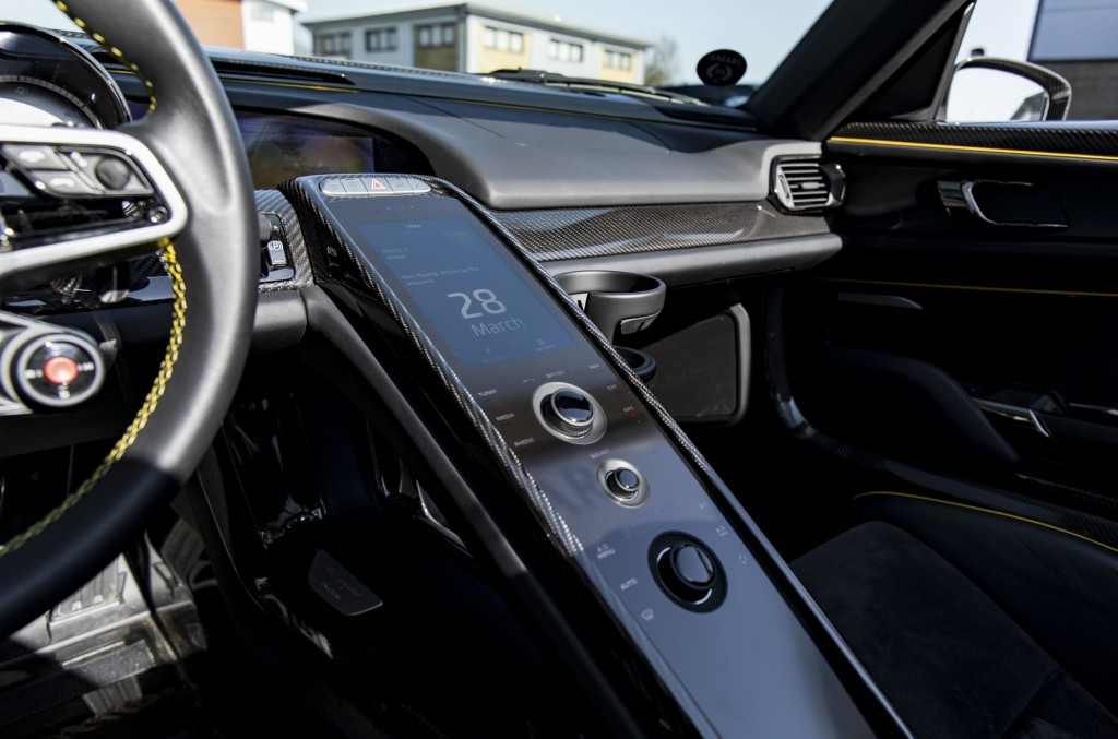 2015 Porsche 918 Spyder, 13/20