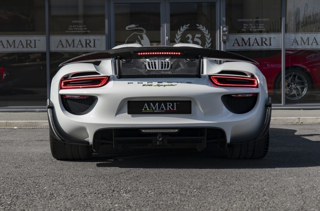 2015 Porsche 918 Spyder, 18/20