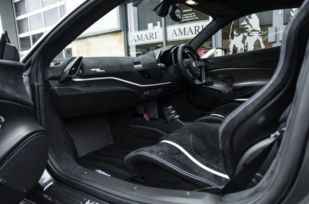 2018 FERRARI 488 PISTA COUPE, 5/20