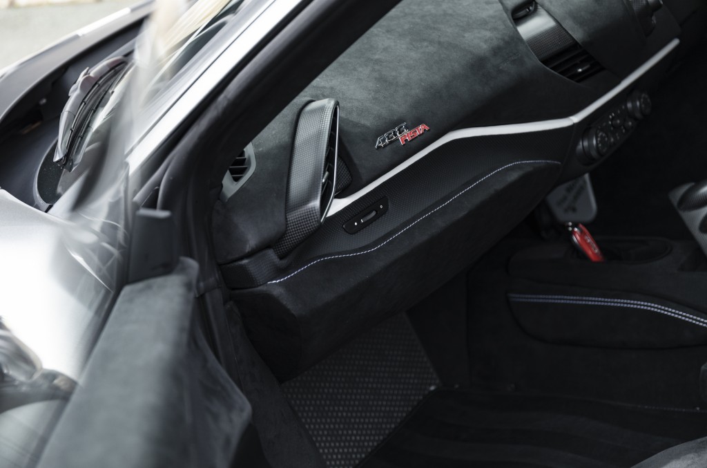 2018 FERRARI 488 PISTA COUPE, 10/20