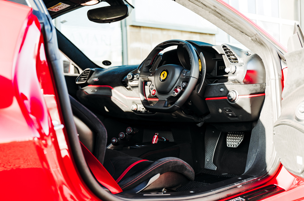 2019 Ferrari 488 Pista, 3/19