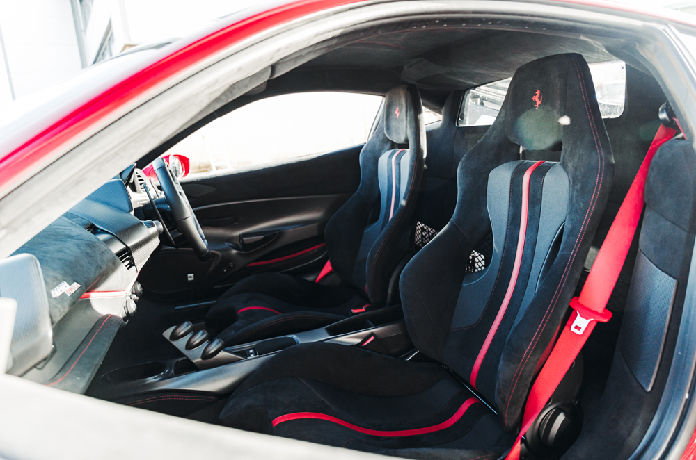 2019 Ferrari 488 Pista, 9/19