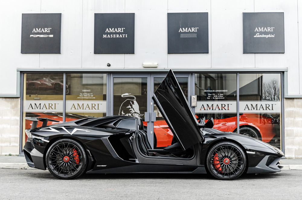 2016 LAMBORGHINI AVENTADOR CONVERTIBLE 6.5 LP 750-4 SUPERVELOCE ROADSTER, 3/20