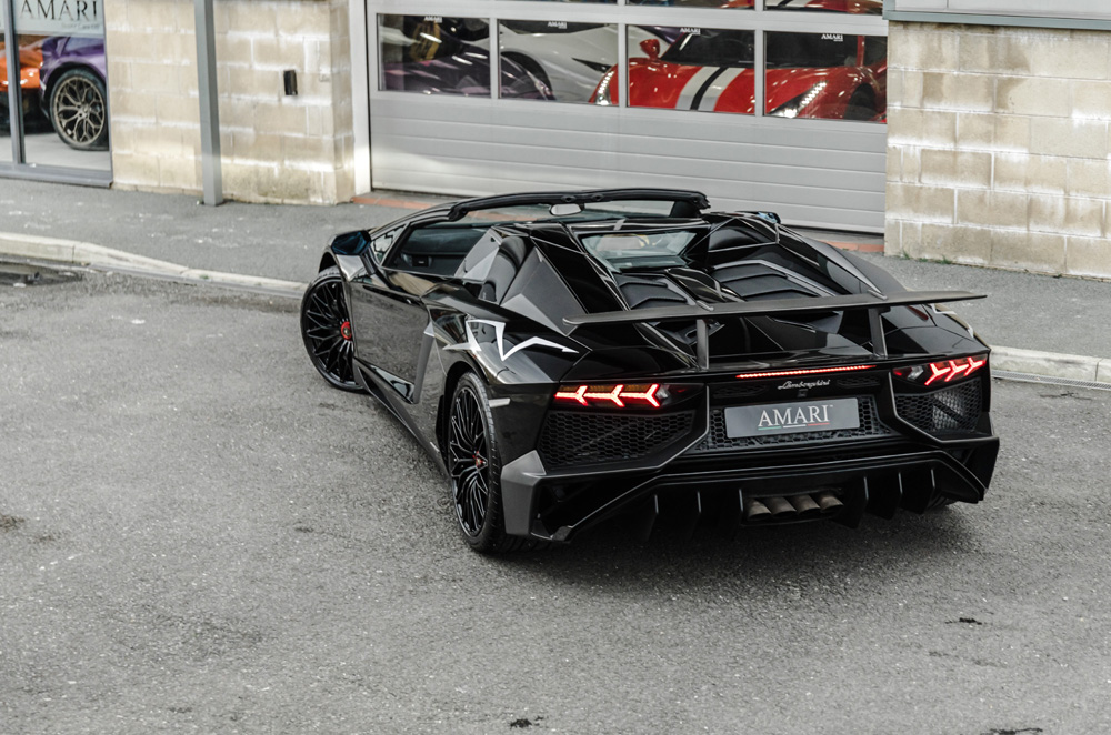 2016 LAMBORGHINI AVENTADOR CONVERTIBLE 6.5 LP 750-4 SUPERVELOCE ROADSTER, 6/20