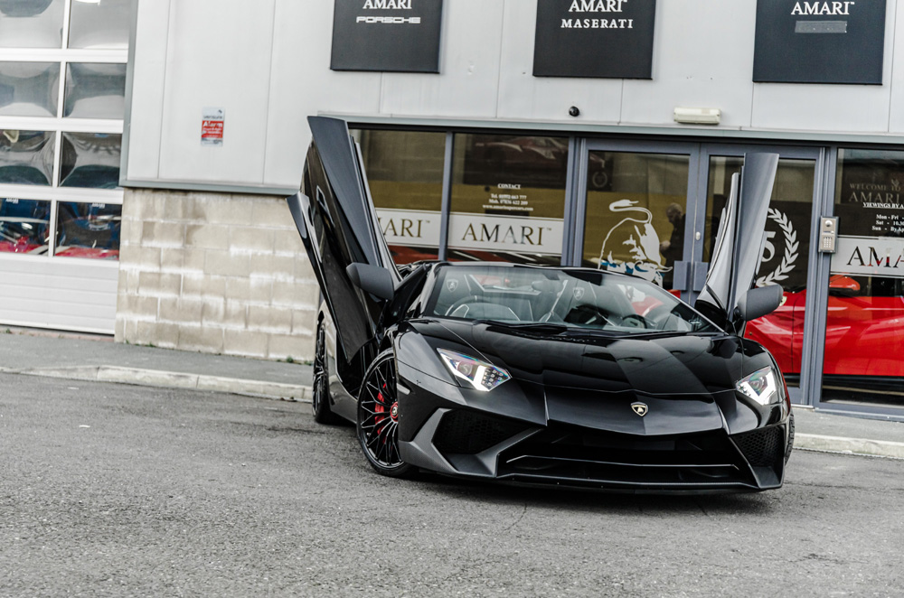 2016 LAMBORGHINI AVENTADOR CONVERTIBLE 6.5 LP 750-4 SUPERVELOCE ROADSTER, 8/20