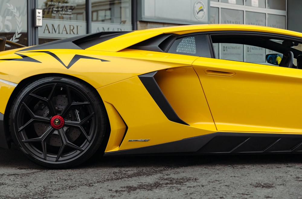 2016 LAMBORGHINI AVENTADOR 750-4 SUPERVELOCE, 13/19