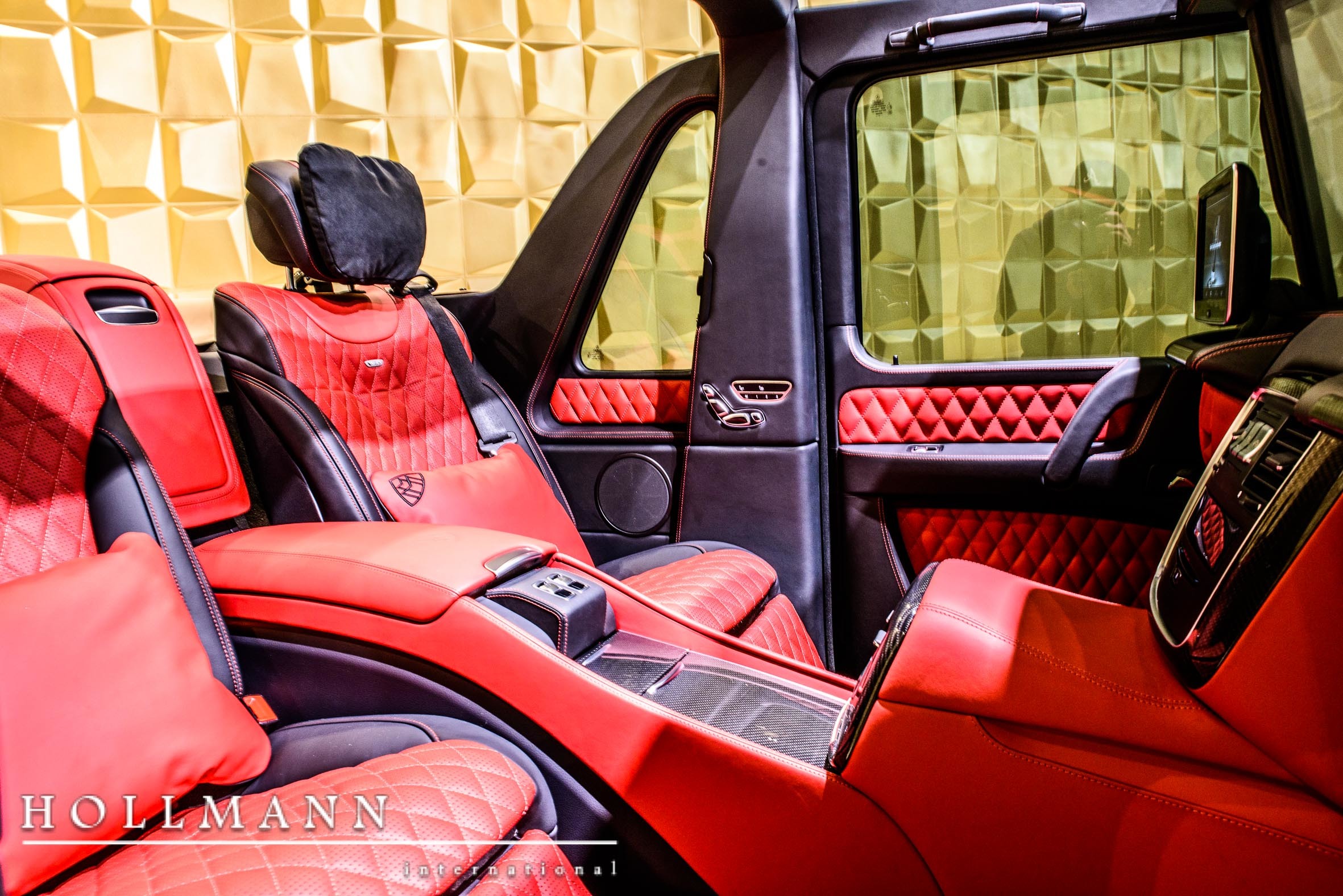 2020 Mercedes-Benz Maybach G 650 Landaulet, 19/20