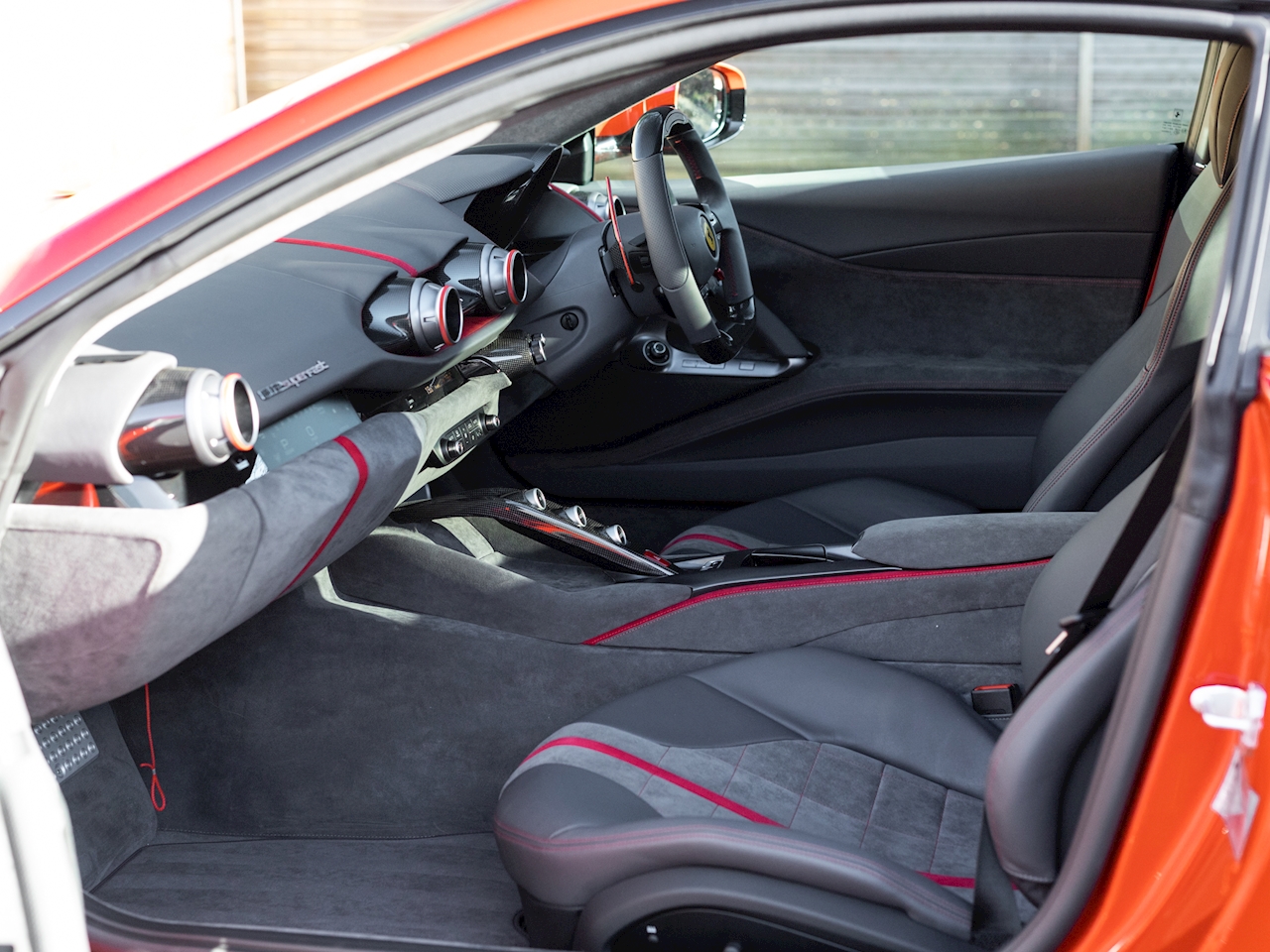2019 Ferrari 812 Superfast, 4/8