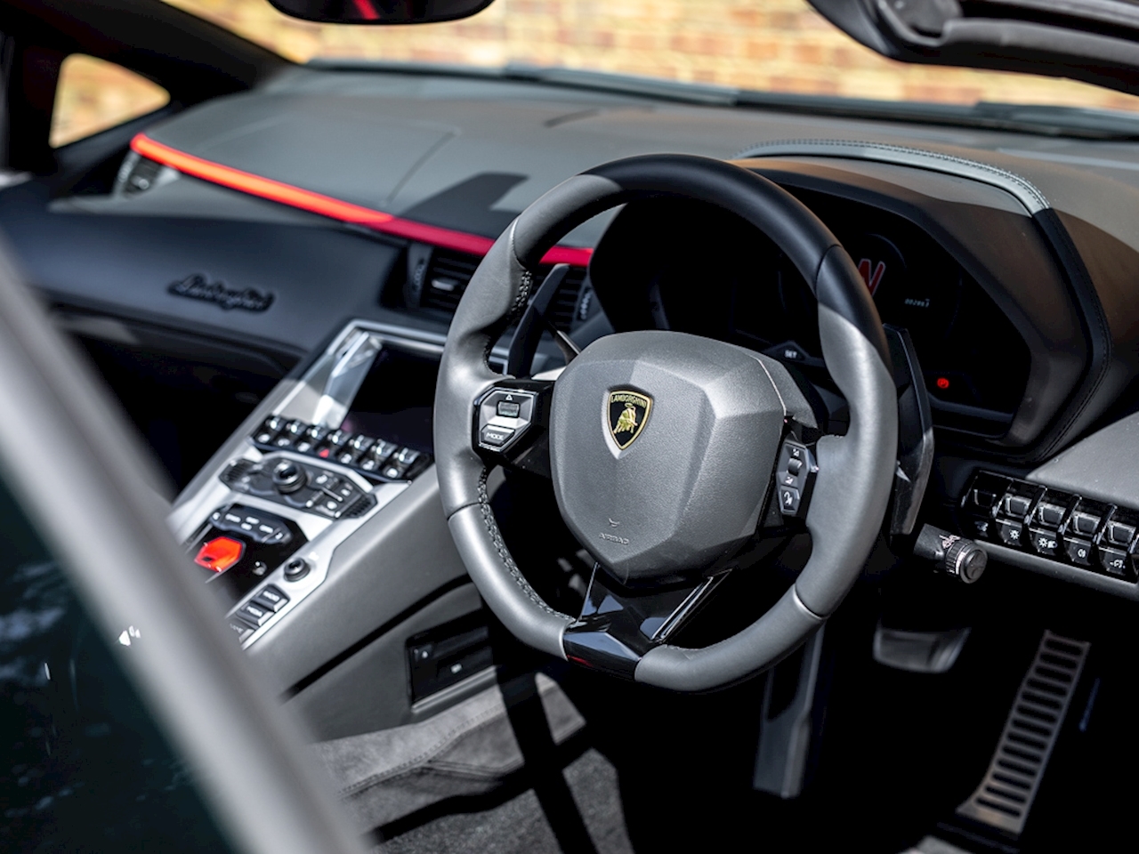 2018 Lamborghini Aventador S LP740-4 Roadster, 3/20