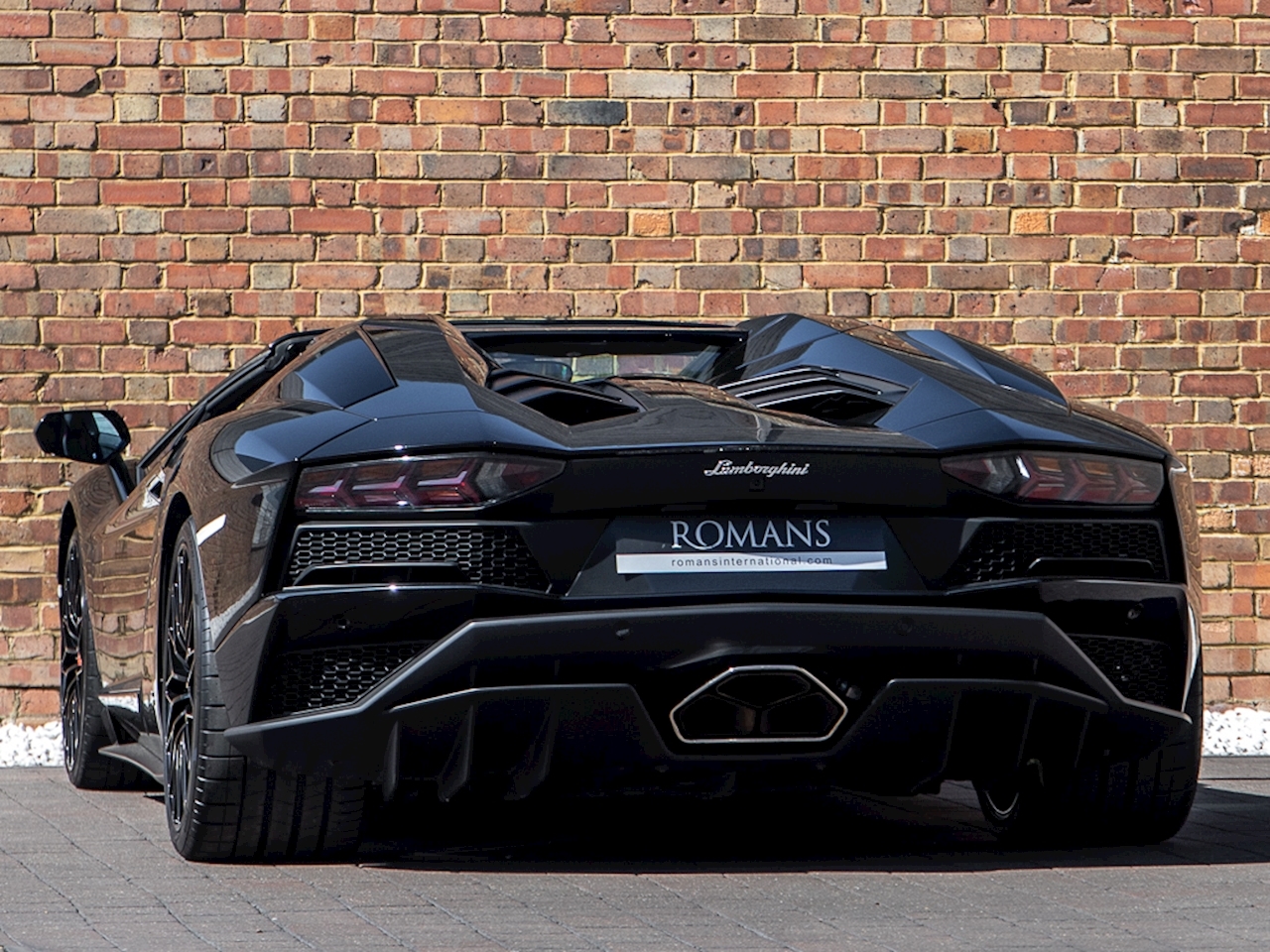 2018 Lamborghini Aventador S LP740-4 Roadster, 19/20