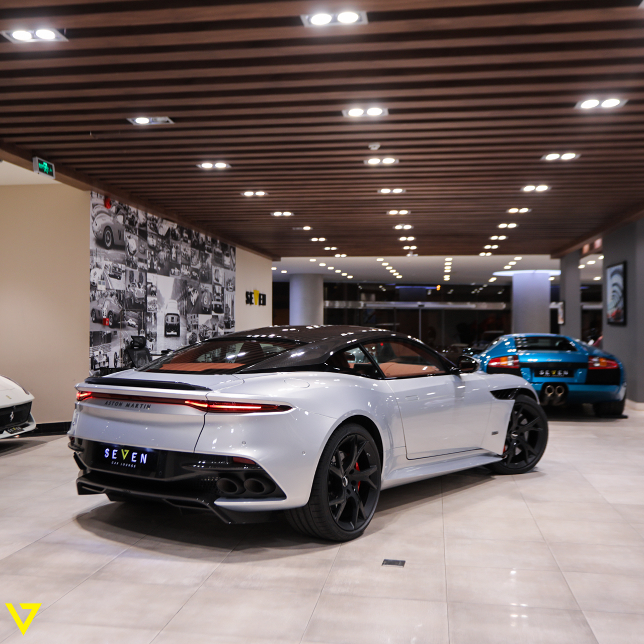 2019 Aston Martin DBS Superleggera, 7/14