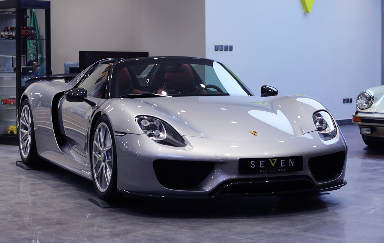 2015 Porsche 918 Spyder