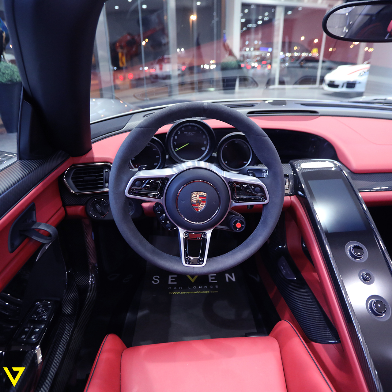 2015 Porsche 918 Spyder, 4/9