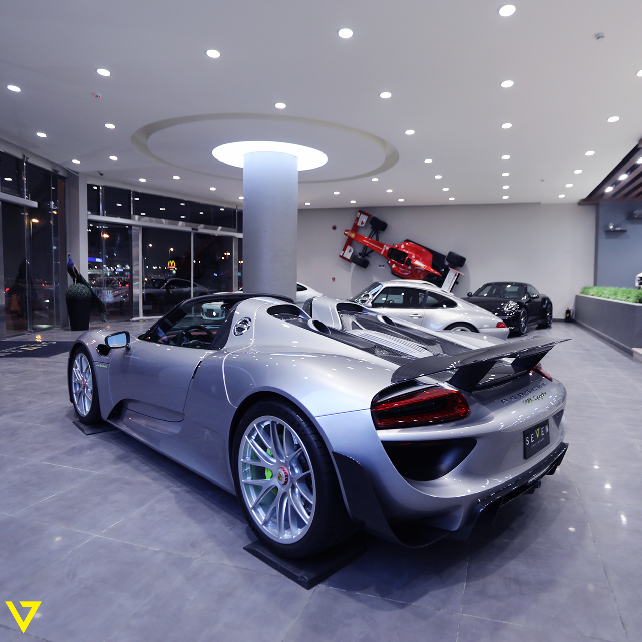 2015 Porsche 918 Spyder, 8/9