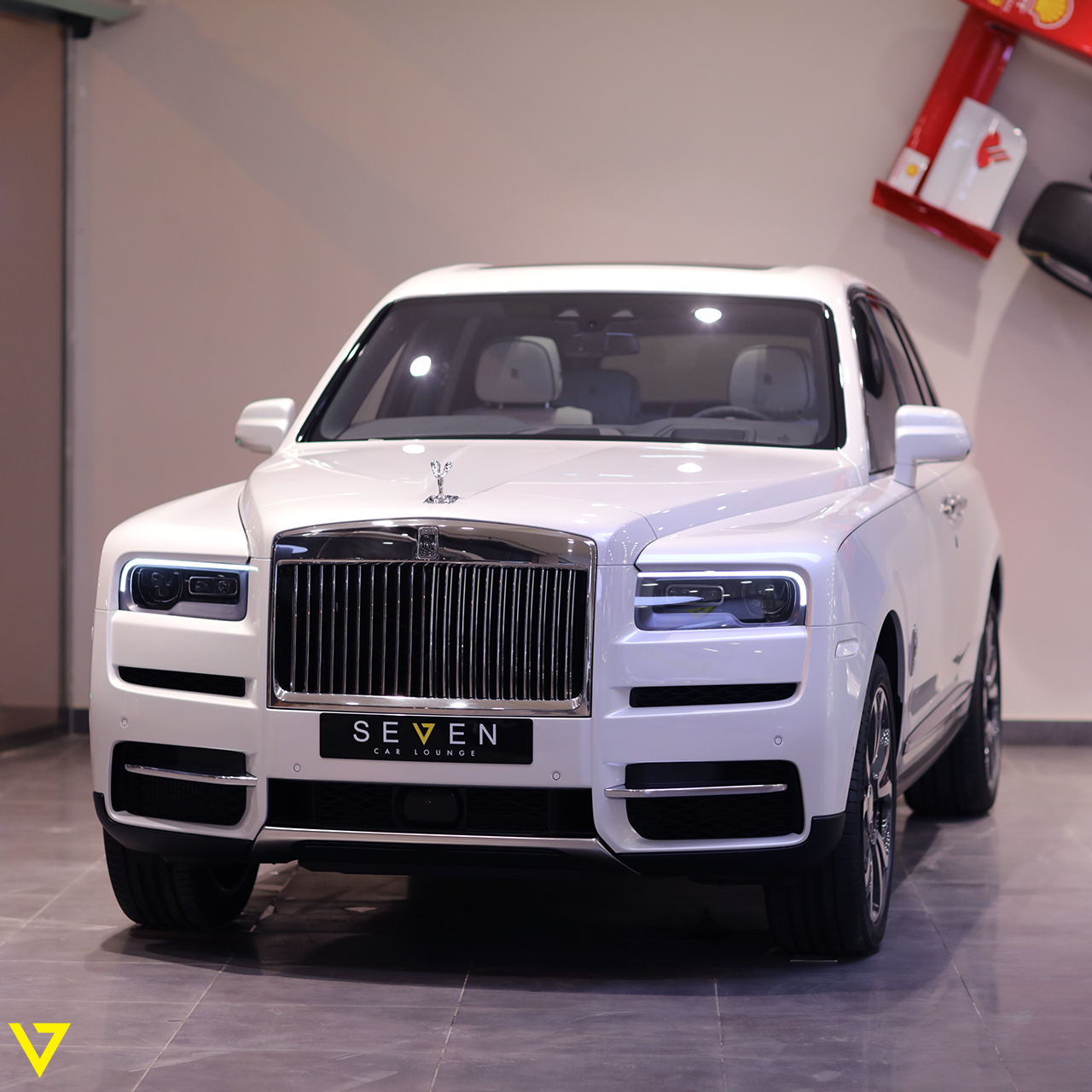 2019 Rolls-Royce Cullinan, 2/17