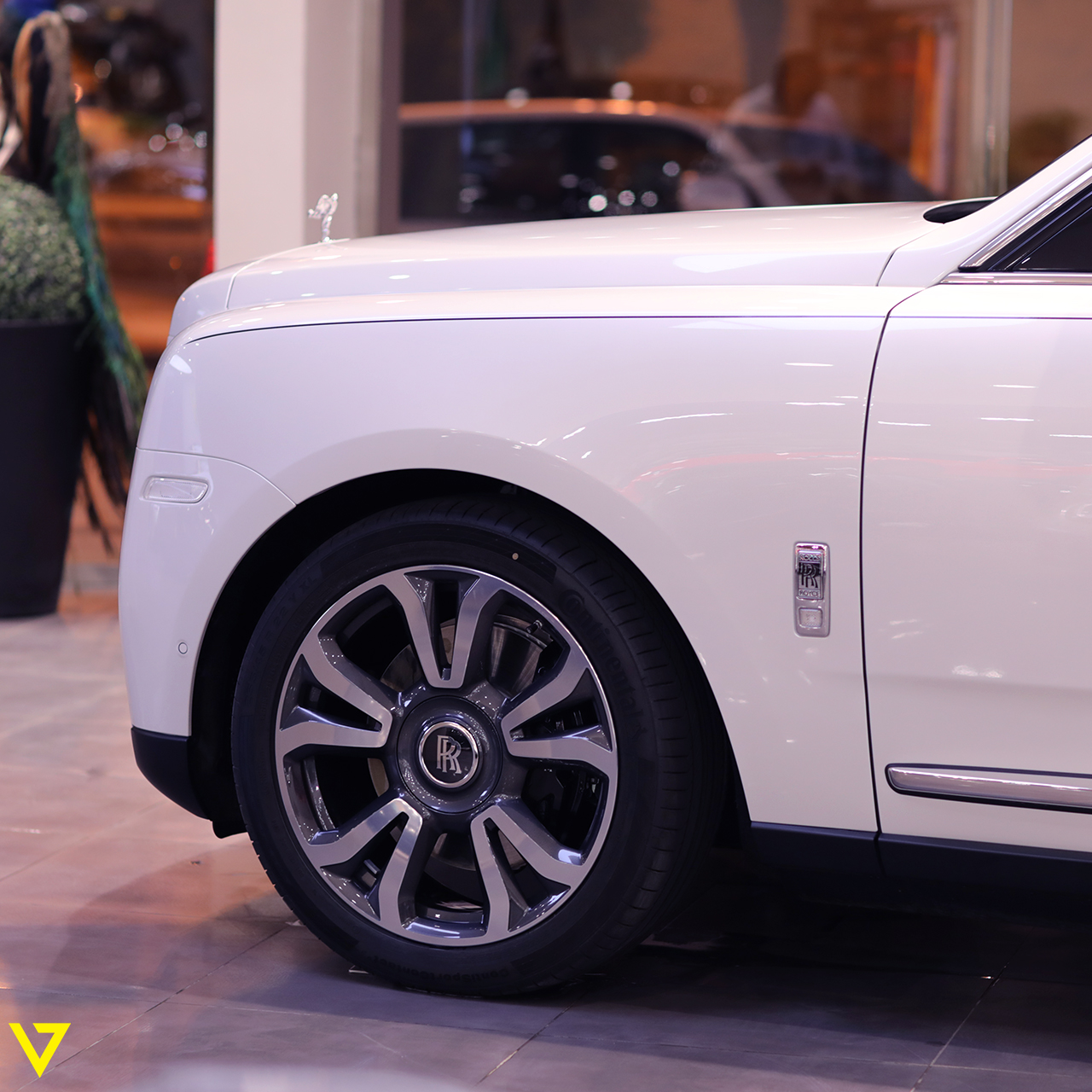 2019 Rolls-Royce Cullinan, 12/17