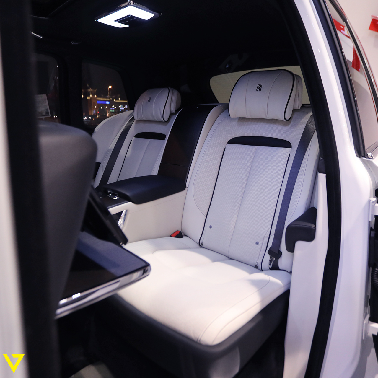 2019 Rolls-Royce Cullinan, 14/17