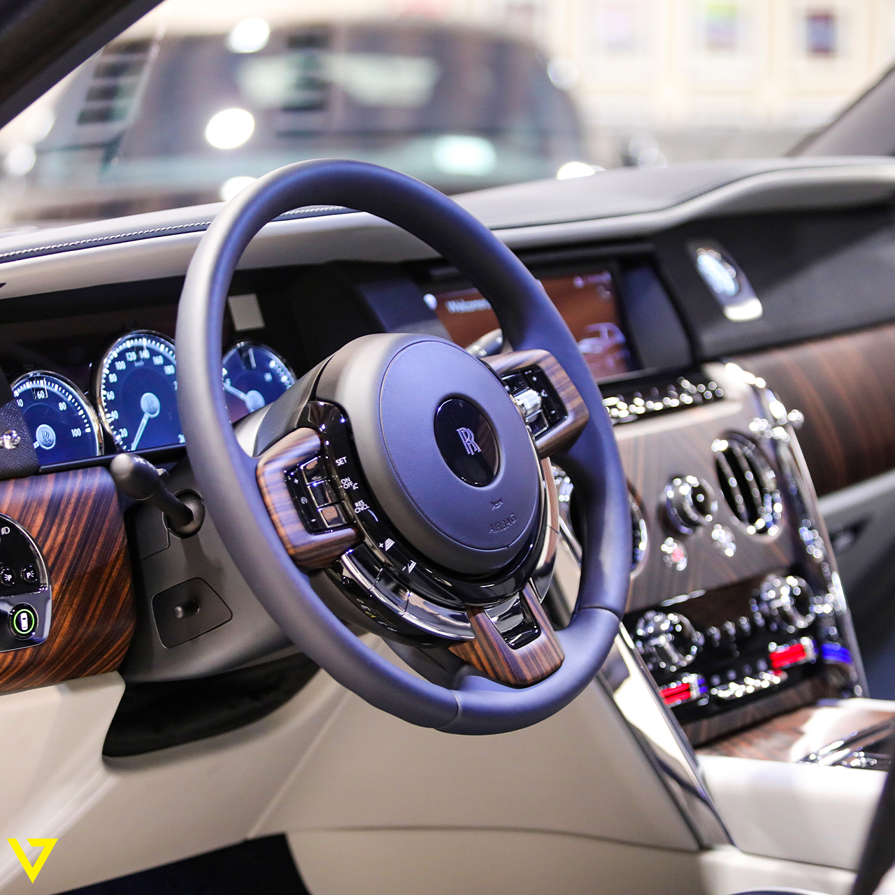 2020 Rolls Royce Cullinan, 6/15