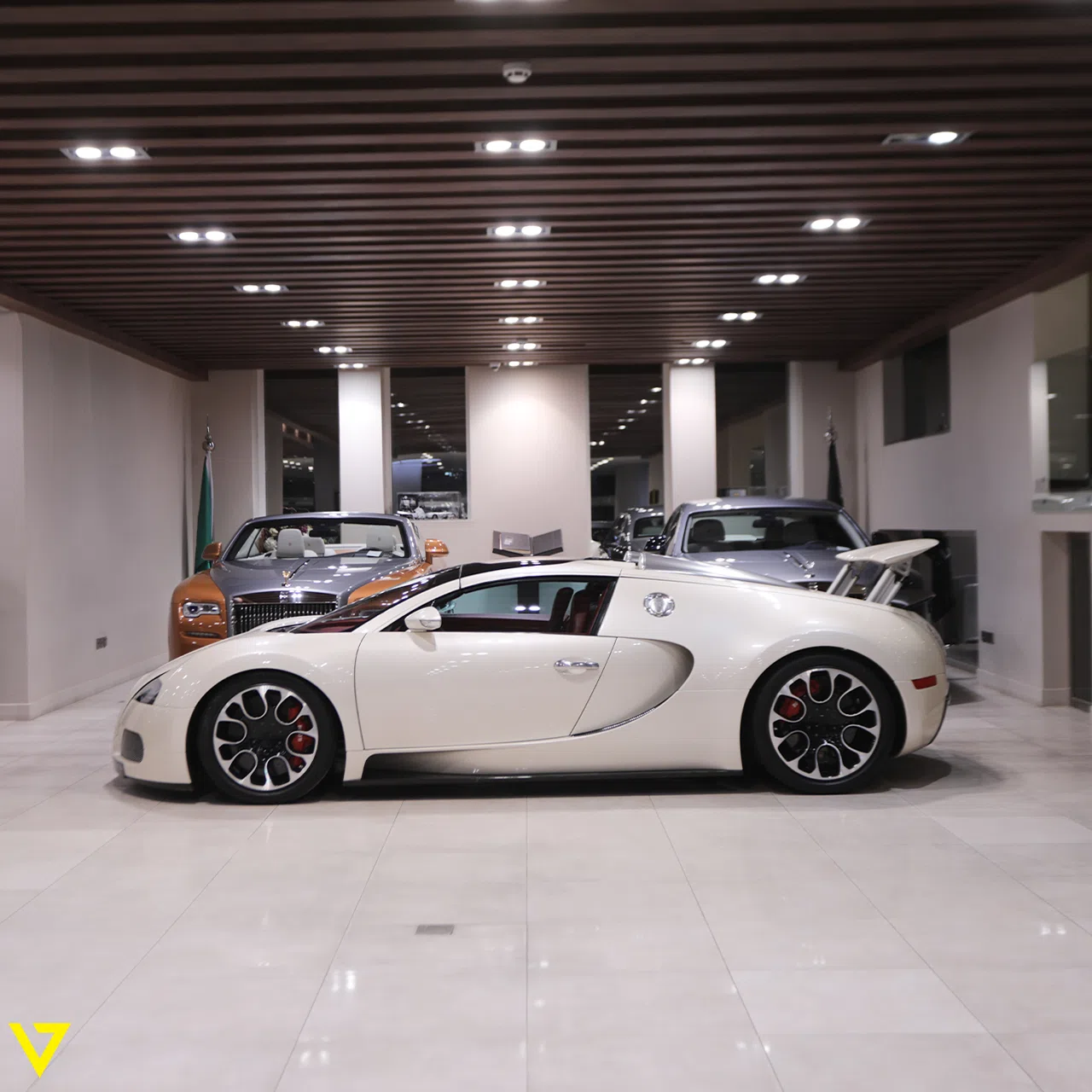 2010 Bugatti Veyron Grand Sport for sale, exterior, White