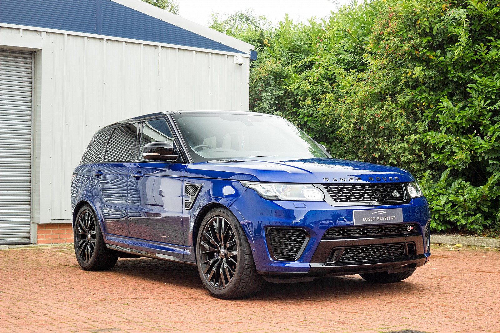 2017 Range Rover Sport SVR