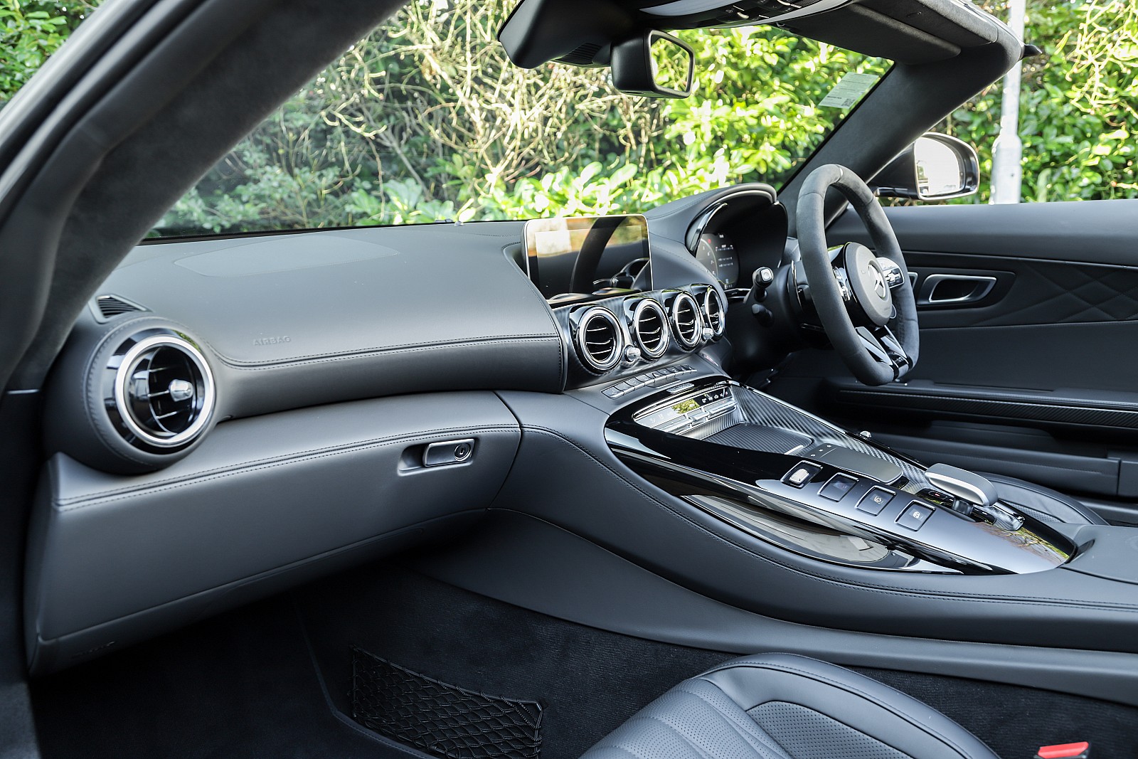 2019 Mercedes-AMG GT R Roadster, 3/20
