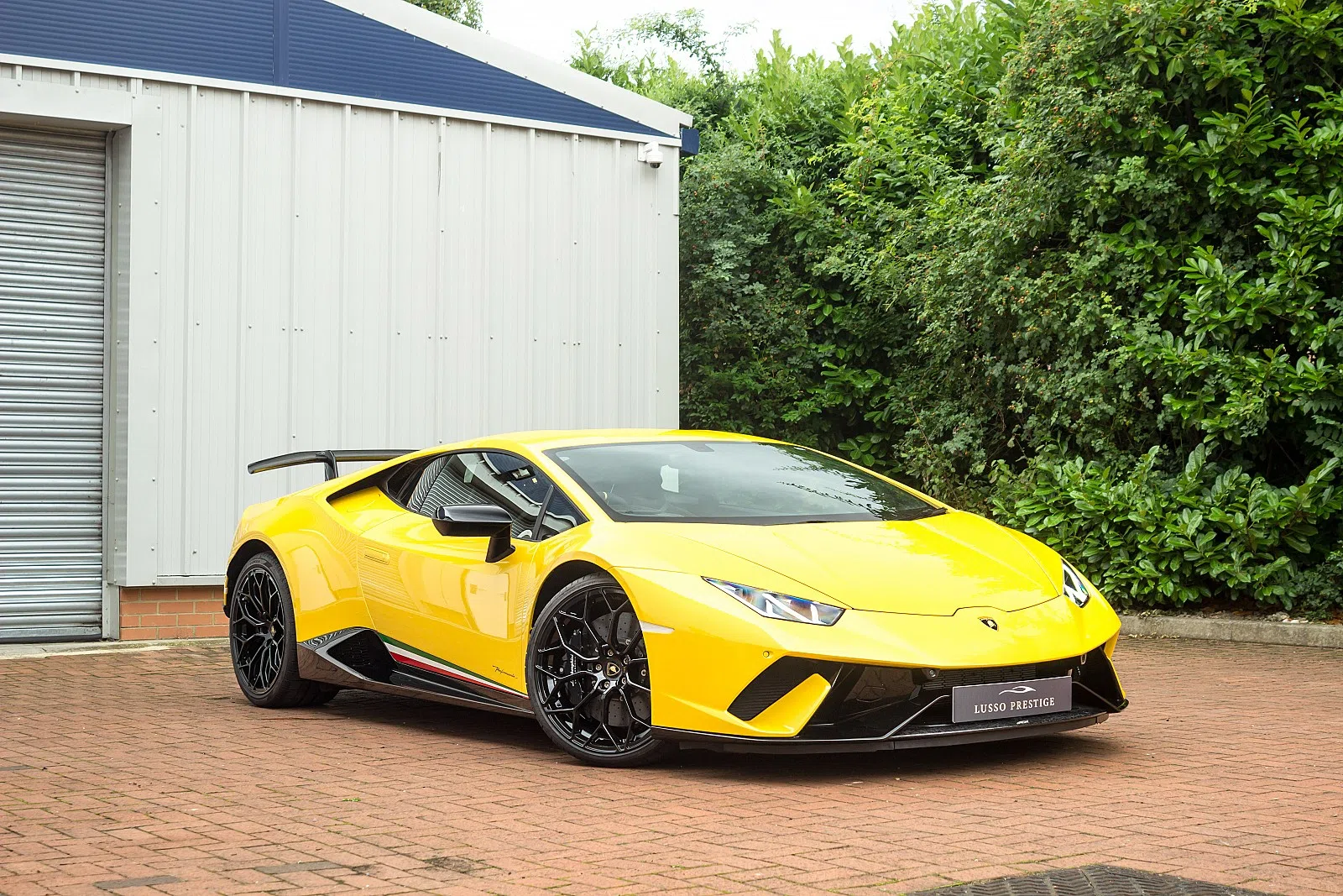 2017 Lamborghini Huracan LP640-4 Performante