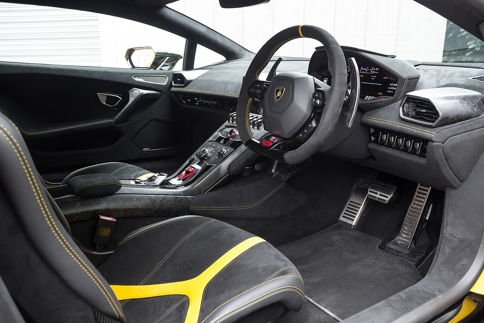 2017 Lamborghini Huracan LP640-4 Performante, 4/20