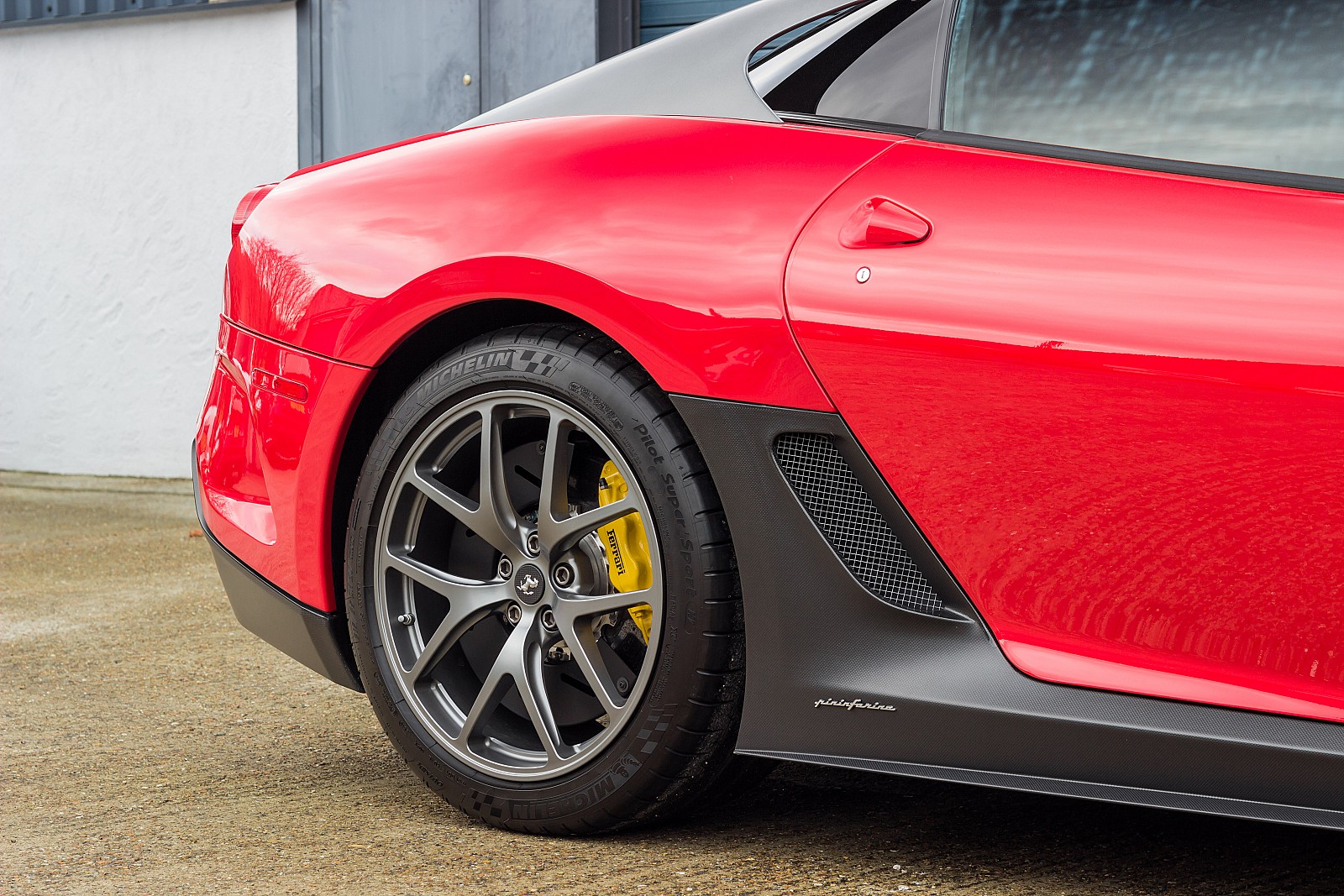 2011 Ferrari 599 GTO, 9/20