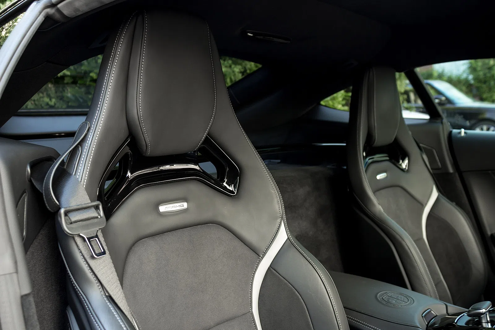 2017 Mercedes-AMG GT R Coupe interior, seats, Black