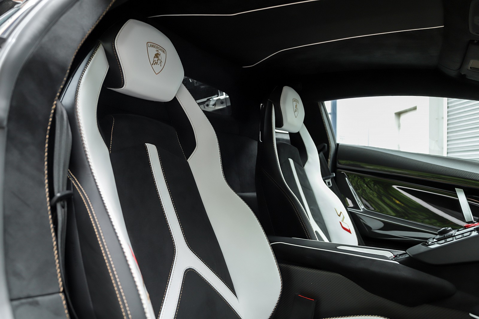 2019 Lamborghini Aventador LP770-4 SVJ, 17/20