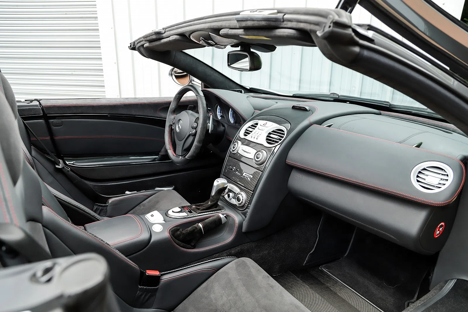 2013 Mercedes-Benz SLR 722S McLaren interior, dashboard