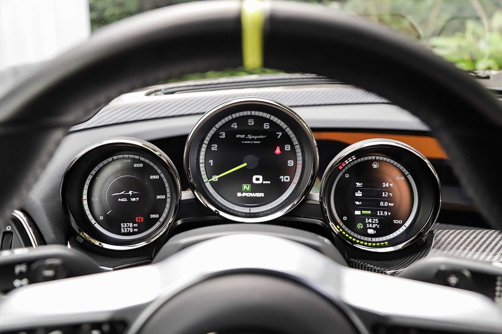 2018 Porsche 918 Spyder Weissach Package, 17/20