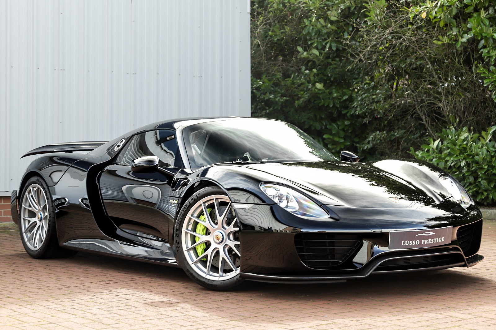 2018 Porsche 918 Spyder Weissach Package, 19/20