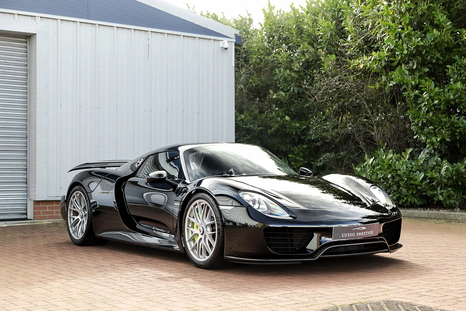 2018 Porsche 918 Spyder Weissach Package for sale, exterior, Black