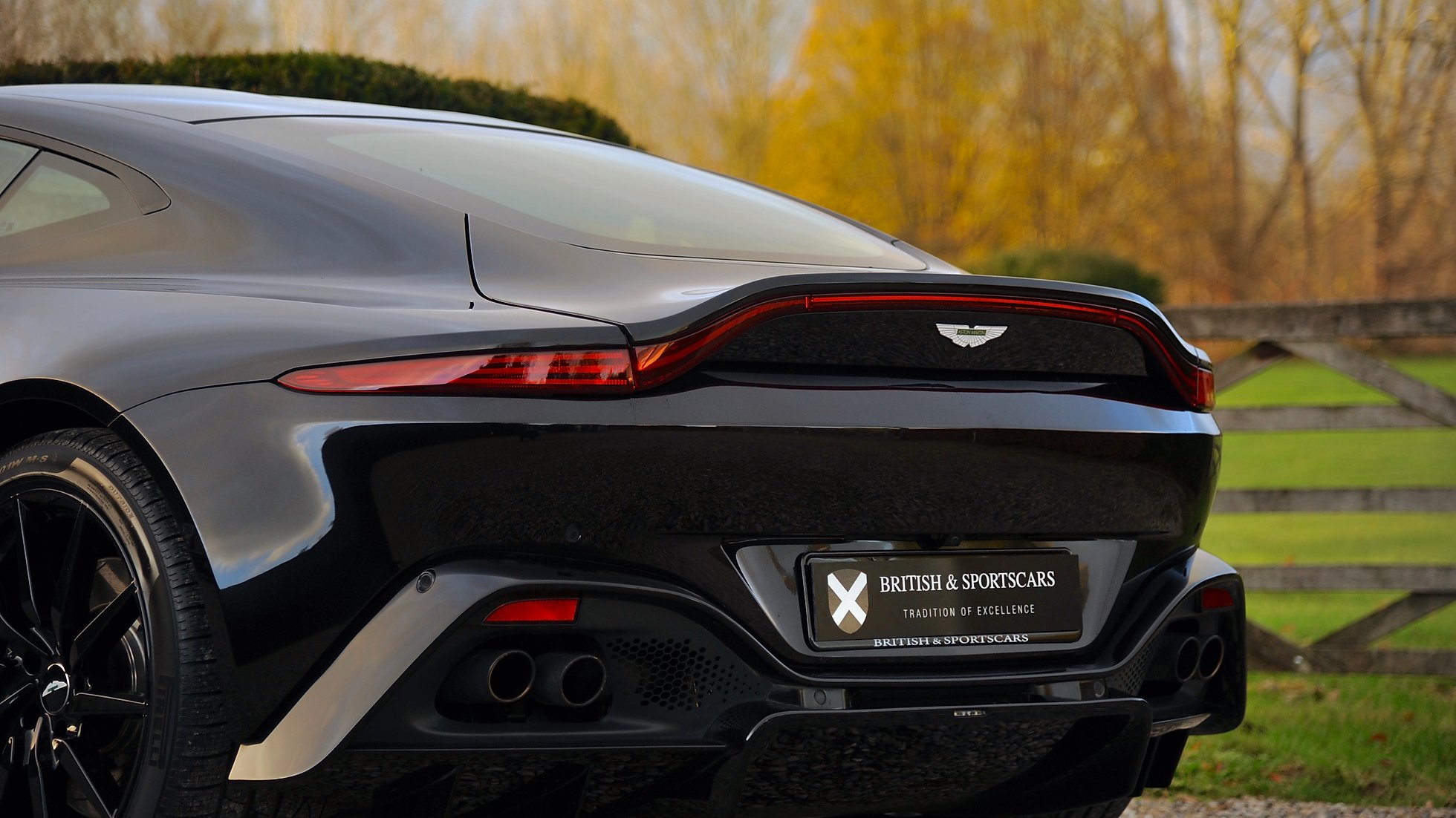 2019 Aston Martin Vantage, 12/15