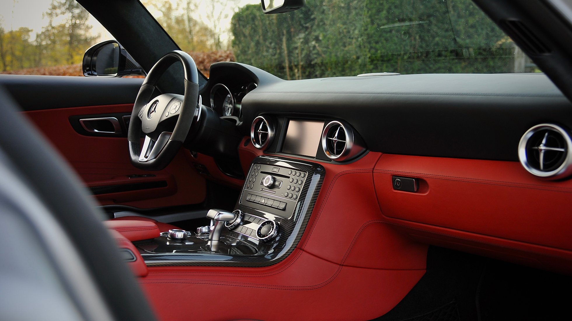 2010 Mercedes-Benz SLS AMG, 3/15