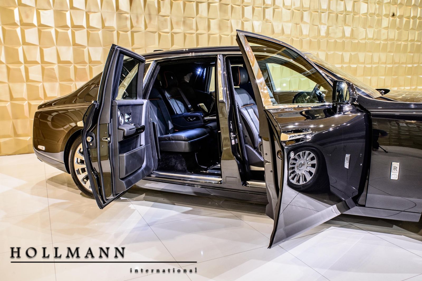 2018 Rolls-Royce Phantom VIII SWB FIRST, 11/20