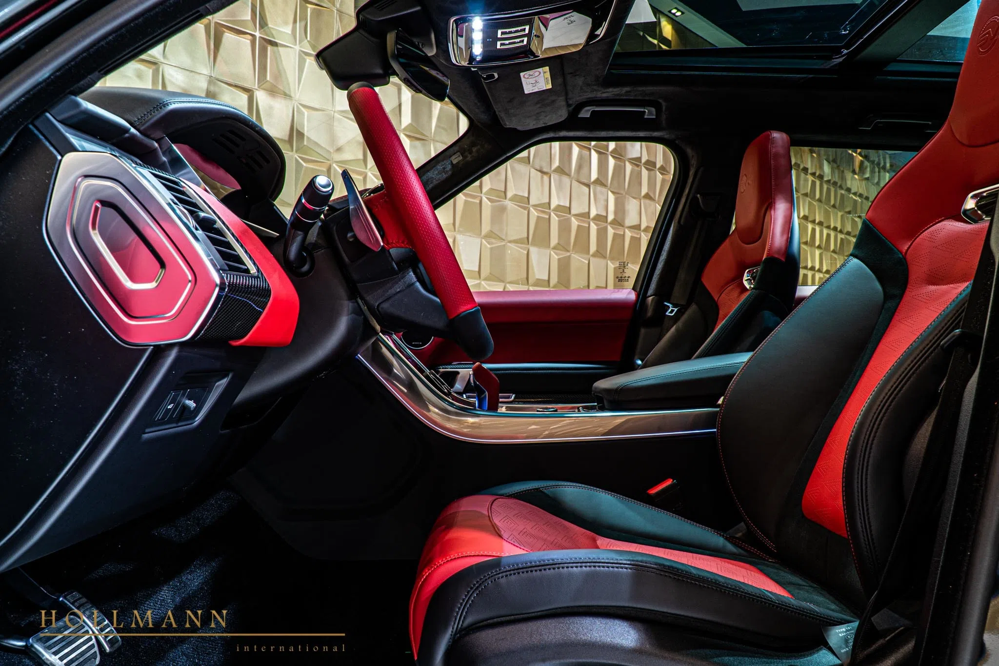 2020 Land Rover Range Rover Sport 5.0 V8 SVR interior, Leder Ebony/ Pimento Red