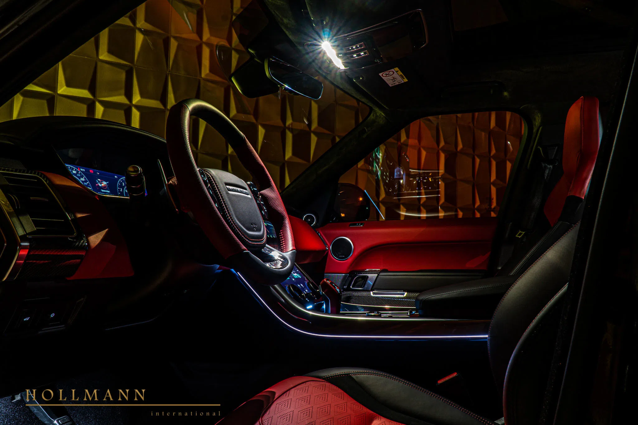 2020 Land Rover Range Rover Sport 5.0 V8 SVR interior, Leder Ebony/ Pimento Red